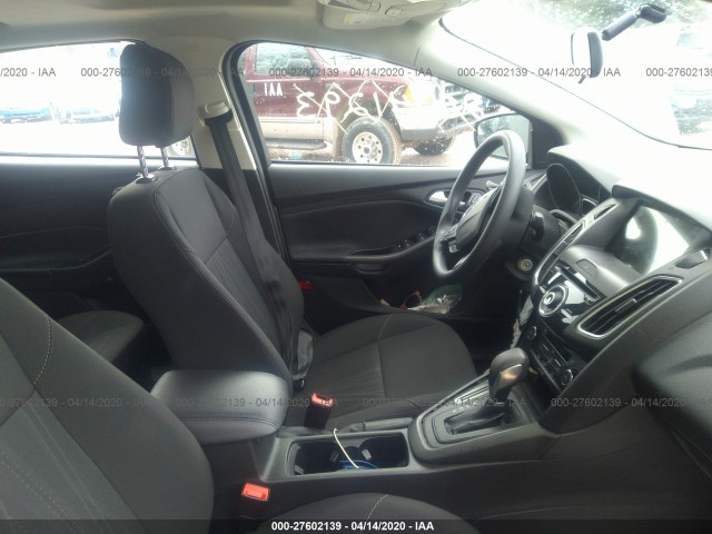 Photo 4 VIN: 1FADP3H26HL236981 - FORD FOCUS 