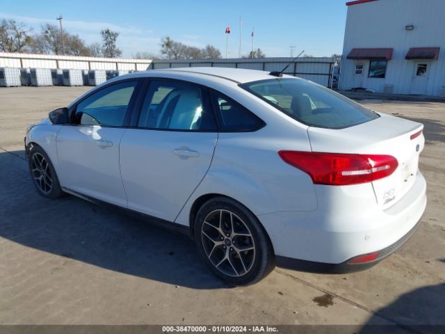 Photo 2 VIN: 1FADP3H26JL201346 - FORD FOCUS 