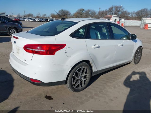 Photo 3 VIN: 1FADP3H26JL201346 - FORD FOCUS 