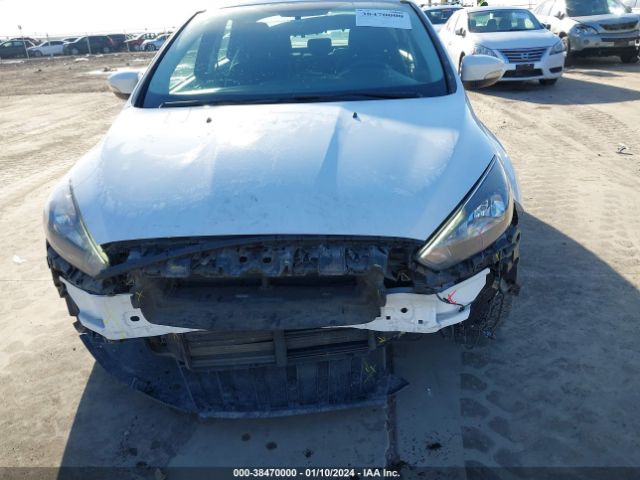 Photo 5 VIN: 1FADP3H26JL201346 - FORD FOCUS 