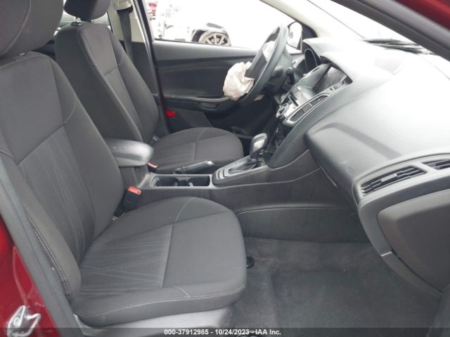 Photo 4 VIN: 1FADP3H27HL245978 - FORD FOCUS 