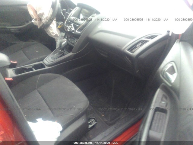 Photo 4 VIN: 1FADP3H27JL256890 - FORD FOCUS 