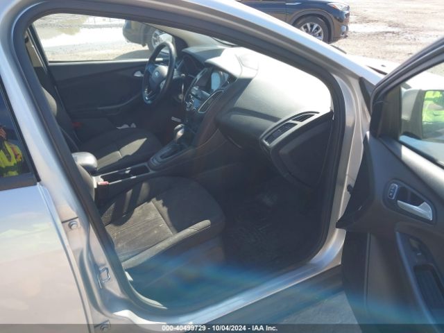 Photo 4 VIN: 1FADP3H28HL218305 - FORD FOCUS 