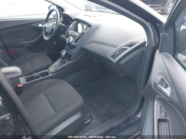 Photo 4 VIN: 1FADP3H28HL236982 - FORD FOCUS 