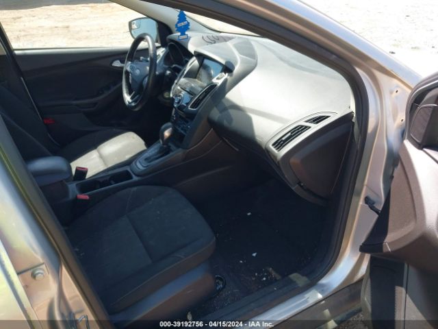 Photo 4 VIN: 1FADP3H28HL259999 - FORD FOCUS 