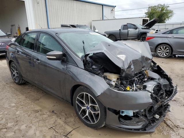 Photo 3 VIN: 1FADP3H28JL245624 - FORD FOCUS SEL 