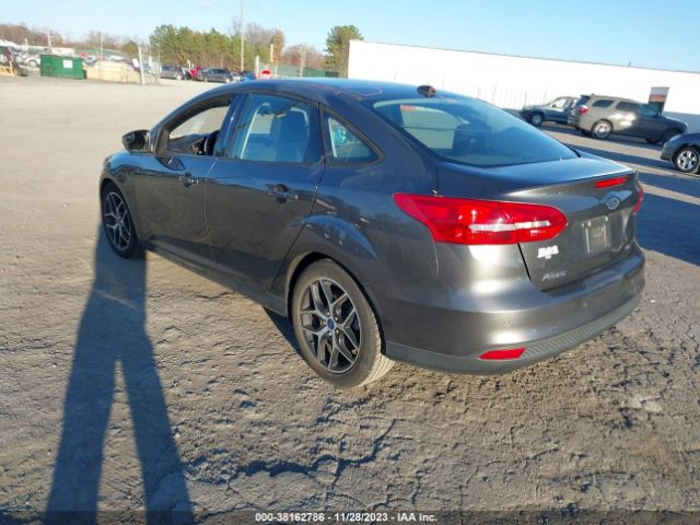 Photo 2 VIN: 1FADP3H28JL312738 - FORD FOCUS 