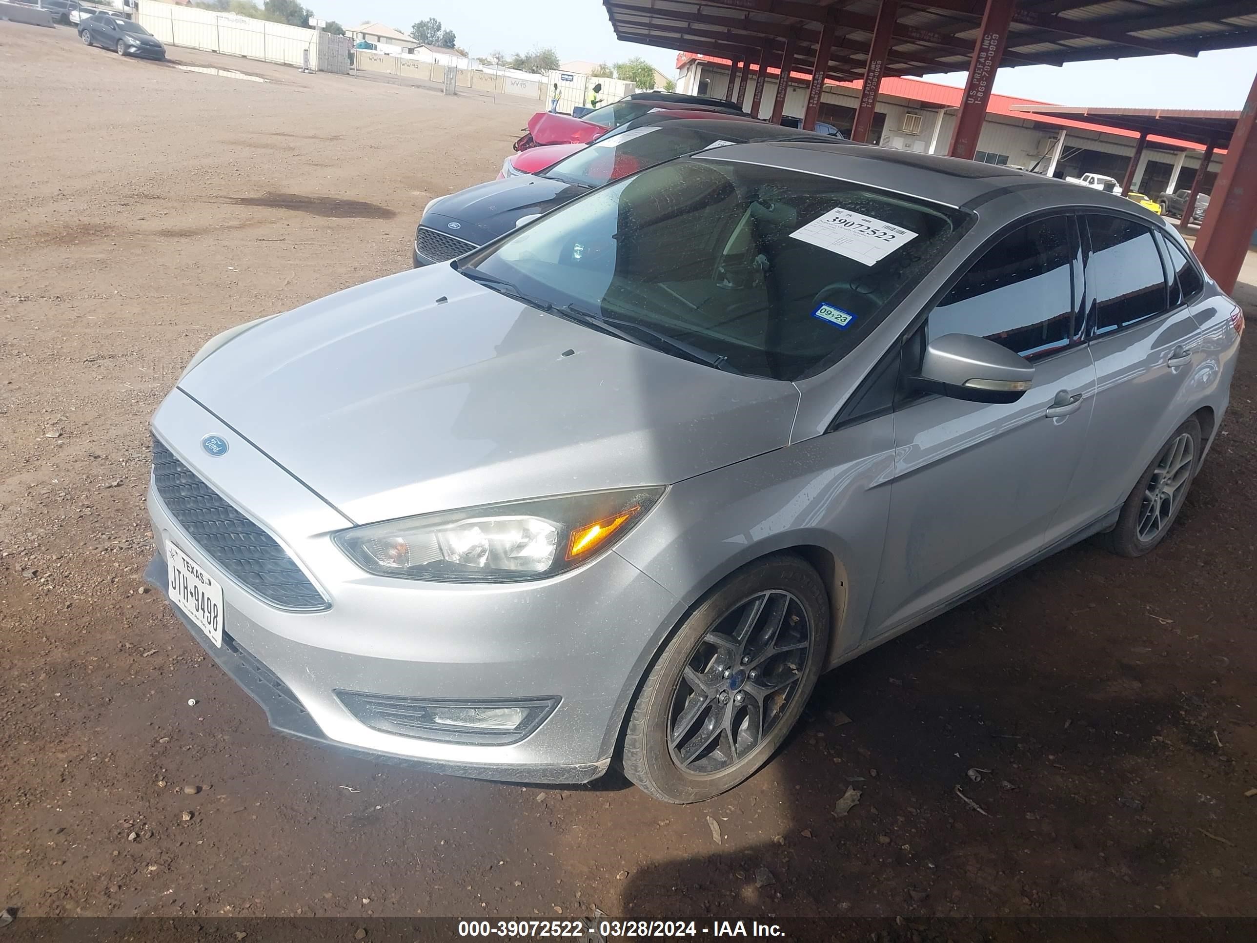 Photo 1 VIN: 1FADP3H29HL257582 - FORD FOCUS 