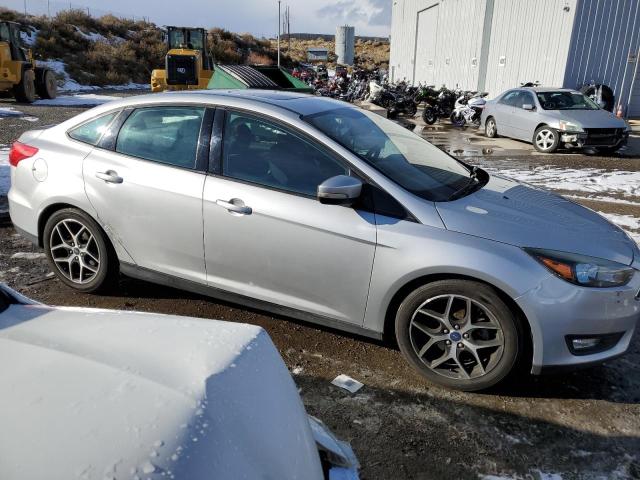 Photo 3 VIN: 1FADP3H2XHL212019 - FORD FOCUS SEL 