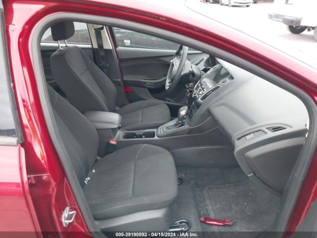 Photo 4 VIN: 1FADP3H2XHL245635 - FORD FOCUS 