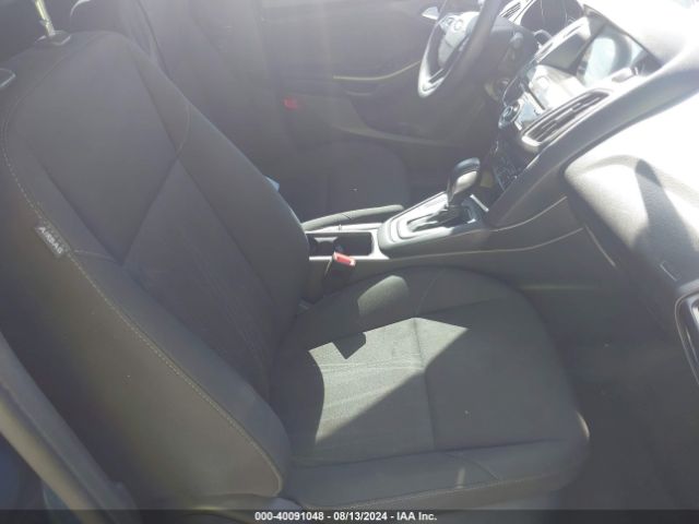 Photo 4 VIN: 1FADP3H2XJL217517 - FORD FOCUS 