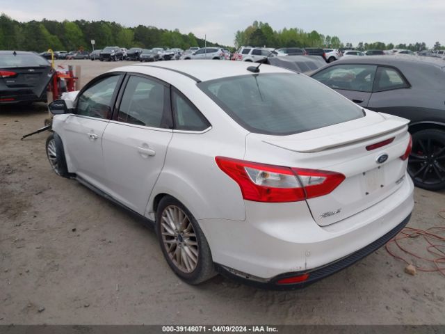 Photo 2 VIN: 1FADP3J20EL227330 - FORD FOCUS 