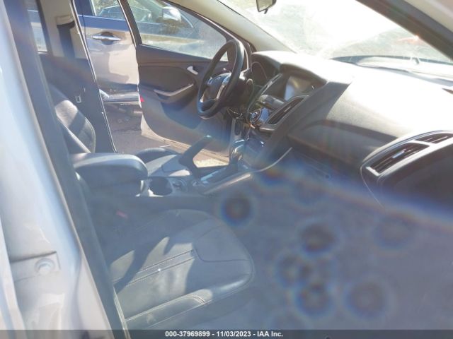 Photo 4 VIN: 1FADP3J20EL244421 - FORD FOCUS 