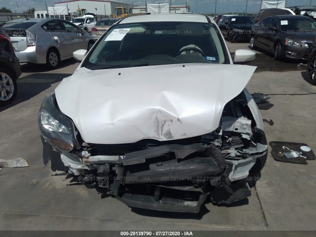 Photo 5 VIN: 1FADP3J20EL390222 - FORD FOCUS 