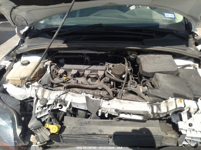 Photo 9 VIN: 1FADP3J20EL390222 - FORD FOCUS 