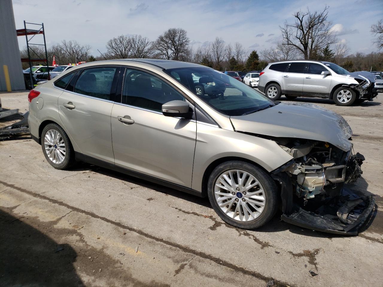 Photo 3 VIN: 1FADP3J20FL220184 - FORD FOCUS 