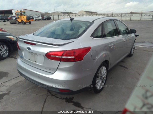 Photo 3 VIN: 1FADP3J20HL260462 - FORD FOCUS 