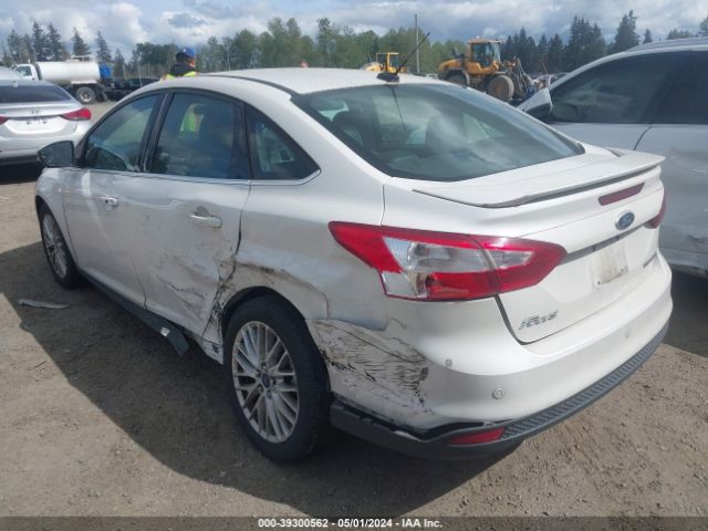 Photo 2 VIN: 1FADP3J21DL211345 - FORD FOCUS 