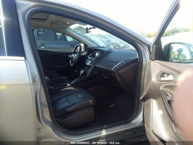 Photo 4 VIN: 1FADP3J21FL231095 - FORD FOCUS 