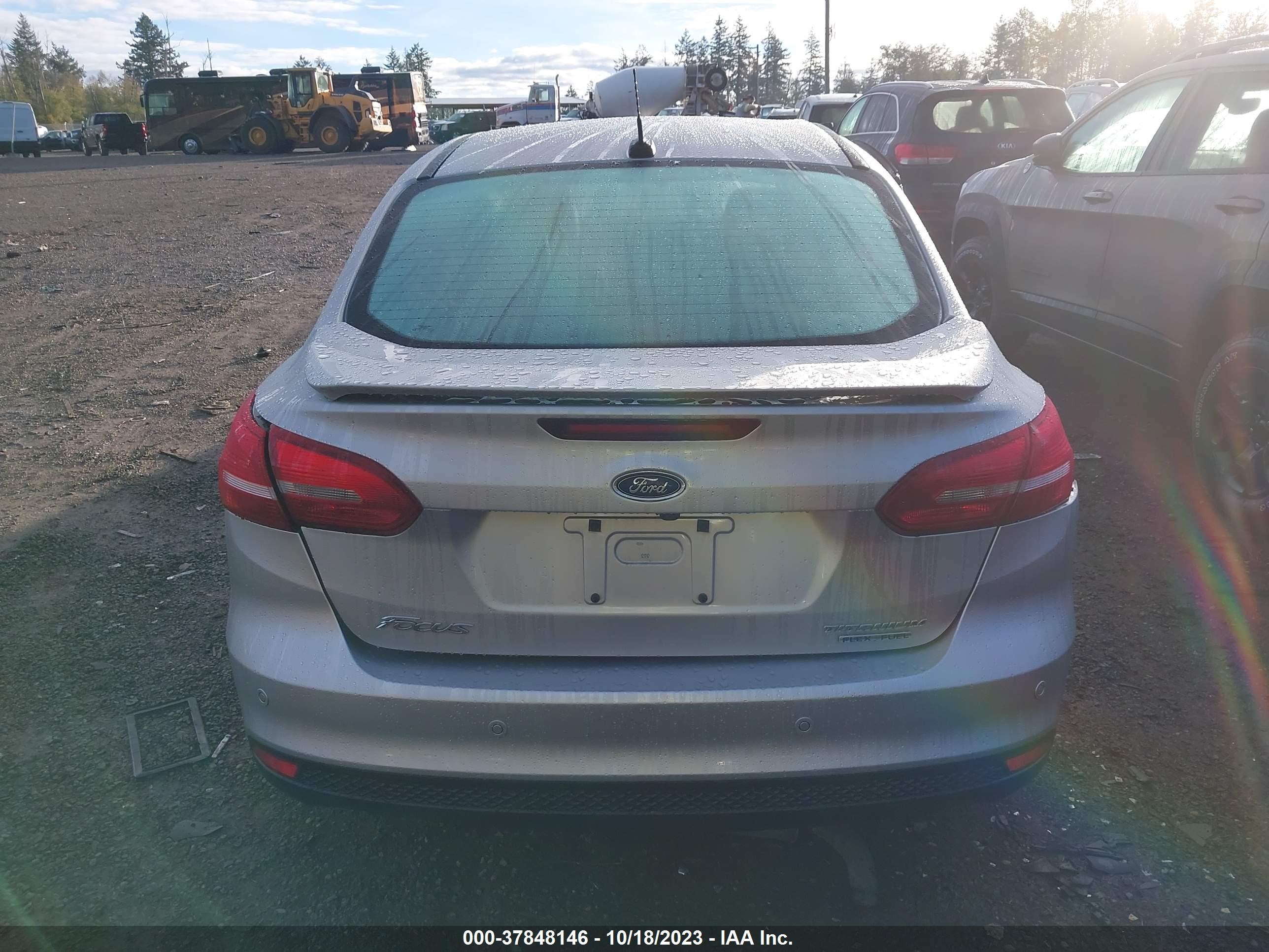 Photo 15 VIN: 1FADP3J21GL374307 - FORD FOCUS 