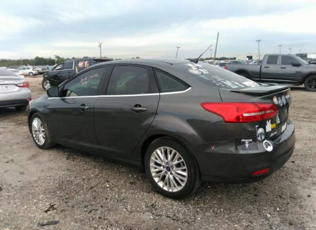 Photo 2 VIN: 1FADP3J21HL322919 - FORD FOCUS 