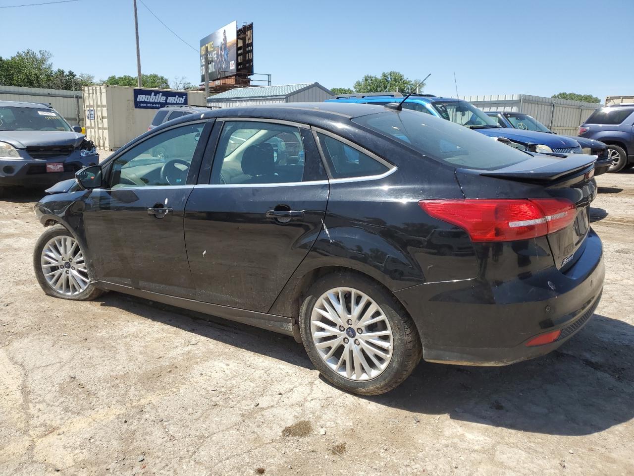 Photo 1 VIN: 1FADP3J22HL264755 - FORD FOCUS 