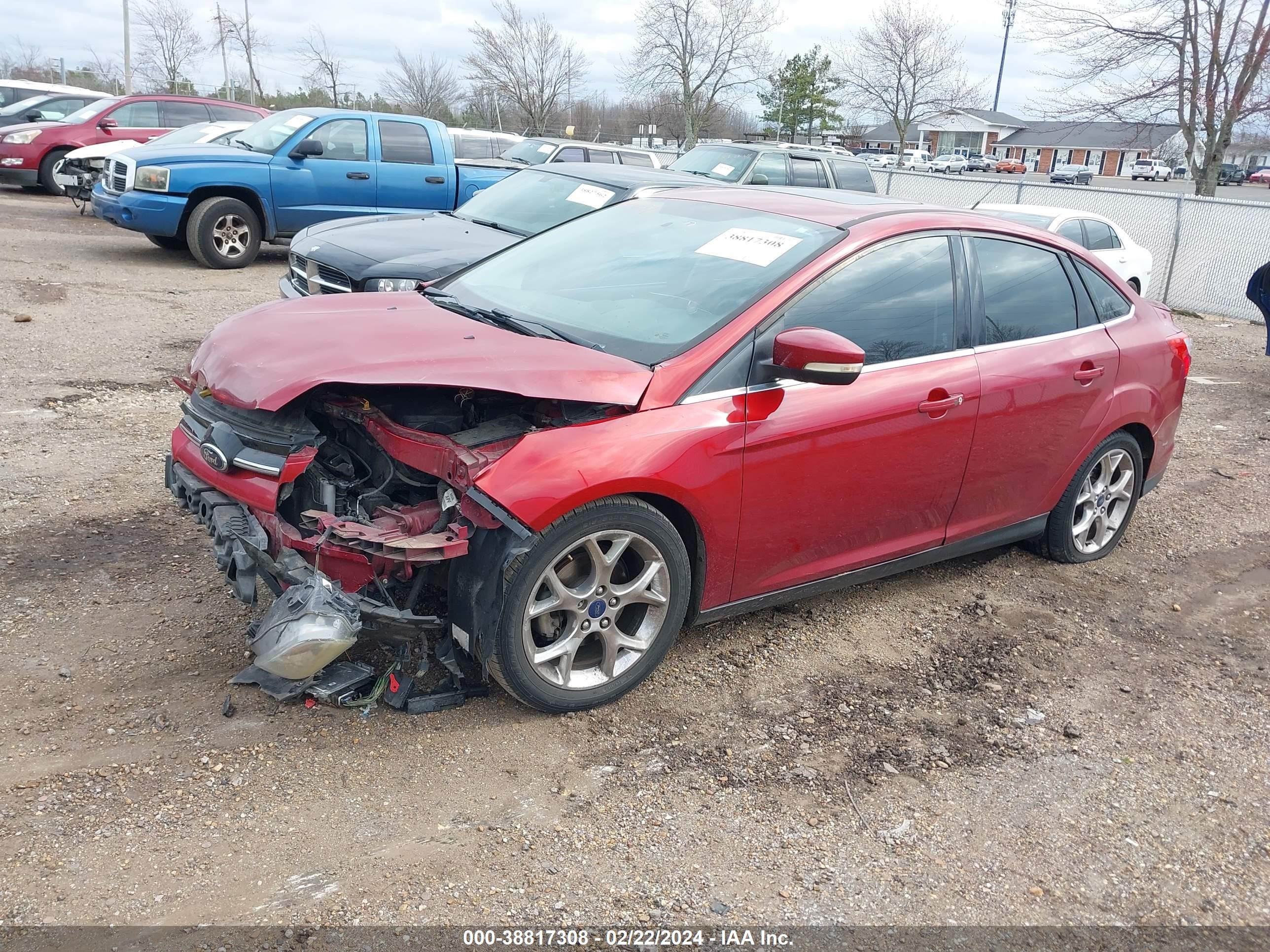 Photo 1 VIN: 1FADP3J23DL233718 - FORD FOCUS 