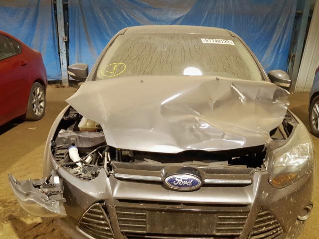 Photo 8 VIN: 1FADP3J23DL275676 - FORD FOCUS TITA 