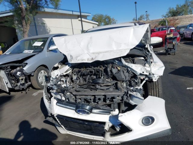 Photo 5 VIN: 1FADP3J23EL342410 - FORD FOCUS 