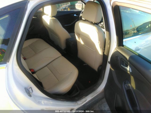 Photo 7 VIN: 1FADP3J23JL261742 - FORD FOCUS 