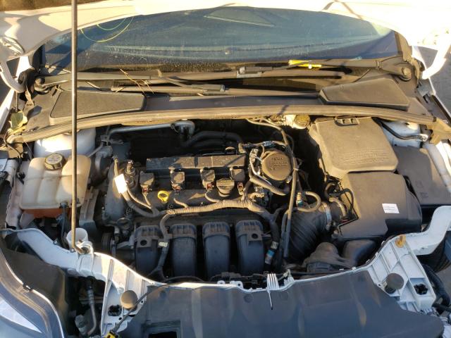 Photo 6 VIN: 1FADP3J24DL161220 - FORD FOCUS TITA 