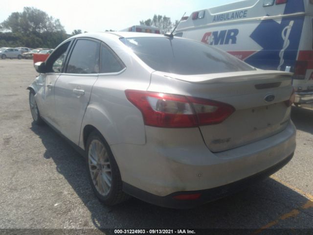 Photo 2 VIN: 1FADP3J24DL319569 - FORD FOCUS 