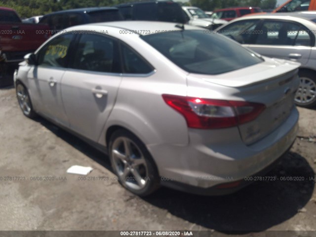 Photo 2 VIN: 1FADP3J24DL382638 - FORD FOCUS 