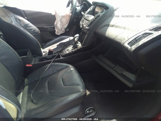 Photo 4 VIN: 1FADP3J24GL381445 - FORD FOCUS 