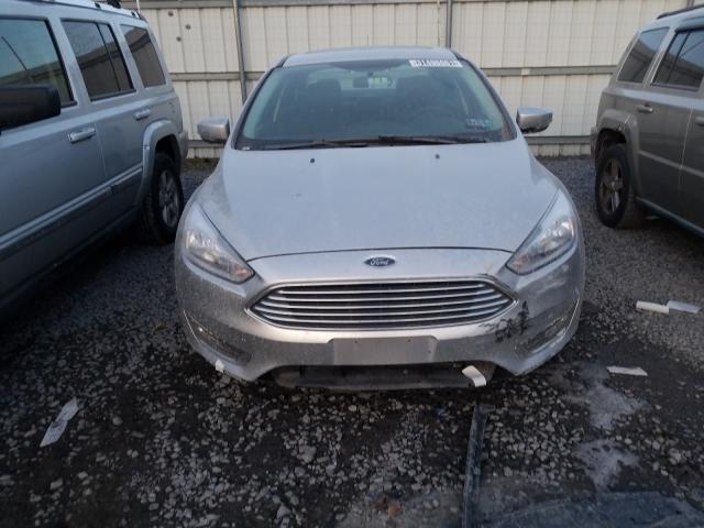 Photo 8 VIN: 1FADP3J24JL294443 - FORD FOCUS 