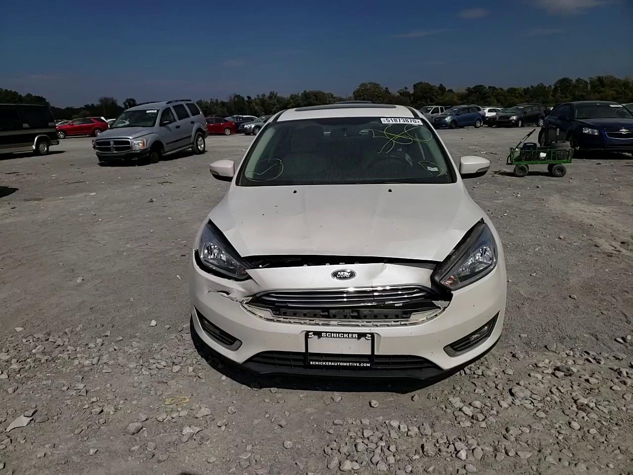 Photo 10 VIN: 1FADP3J24JL317056 - FORD FOCUS 