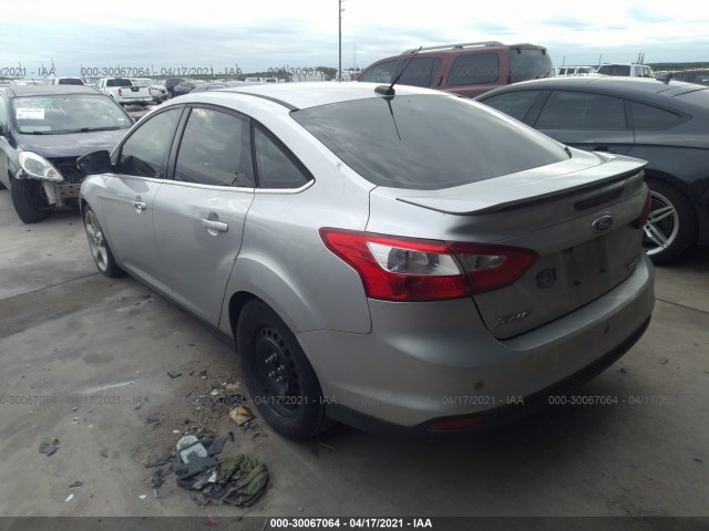 Photo 2 VIN: 1FADP3J25DL123334 - FORD FOCUS 