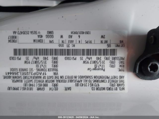 Photo 8 VIN: 1FADP3J25EL268441 - FORD FOCUS 