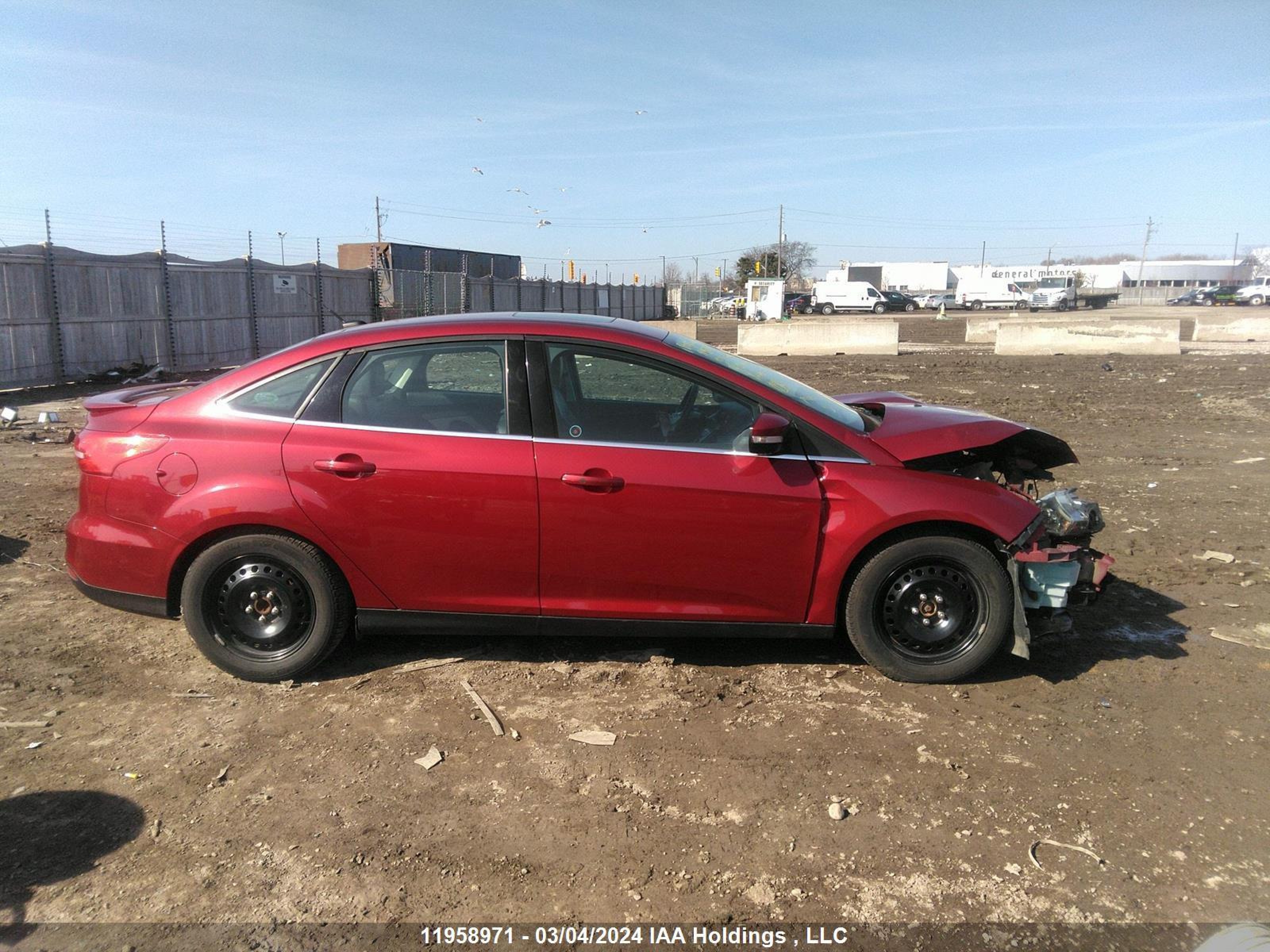 Photo 12 VIN: 1FADP3J25HL310563 - FORD FOCUS 