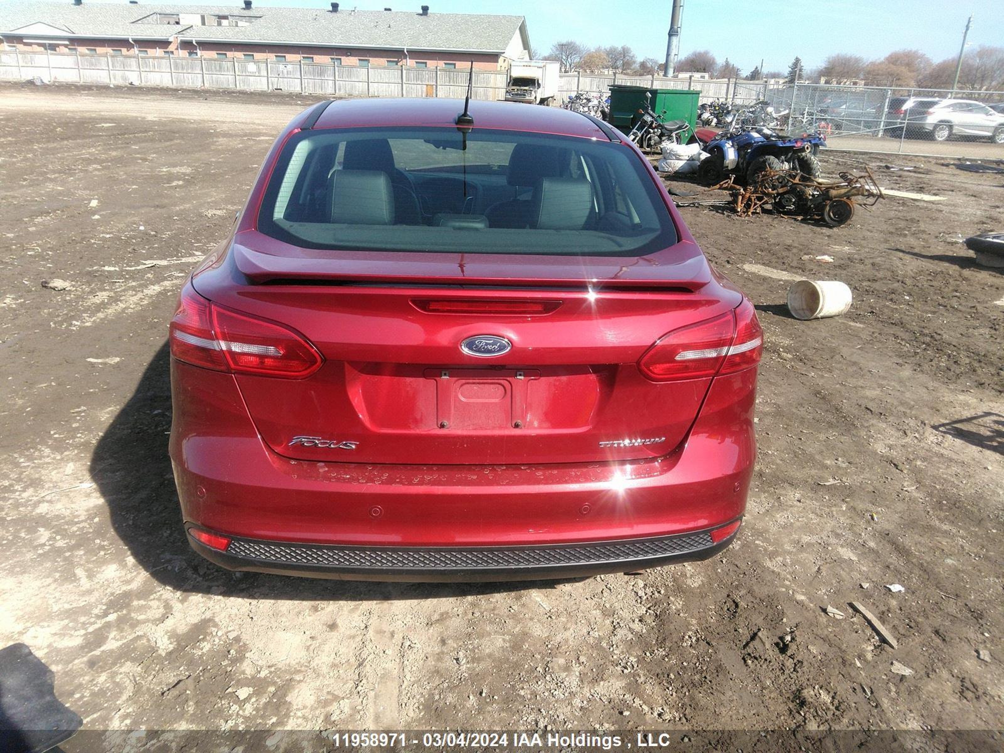 Photo 15 VIN: 1FADP3J25HL310563 - FORD FOCUS 