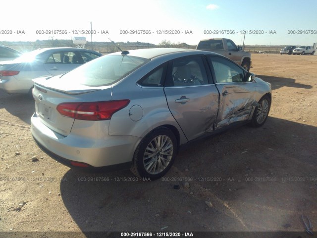 Photo 3 VIN: 1FADP3J25JL279370 - FORD FOCUS 