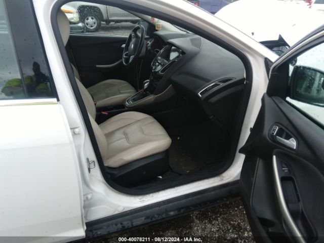 Photo 4 VIN: 1FADP3J25JL288277 - FORD FOCUS 