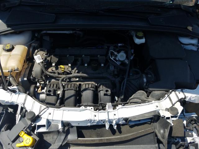 Photo 6 VIN: 1FADP3J25JL317101 - FORD FOCUS 