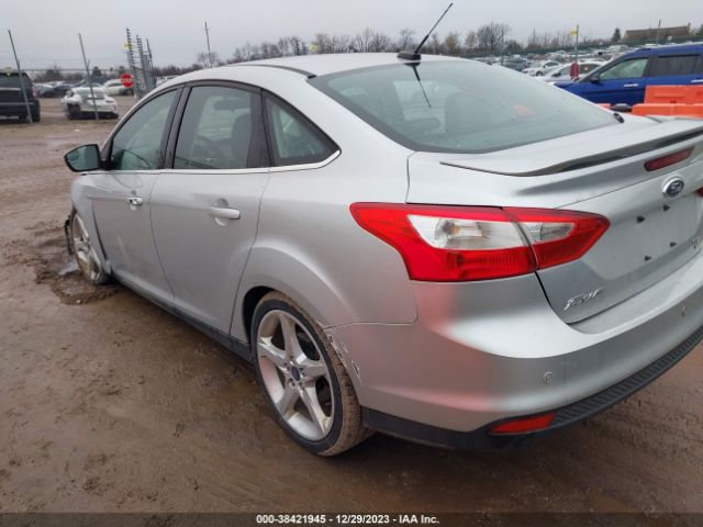 Photo 2 VIN: 1FADP3J26DL233406 - FORD FOCUS 