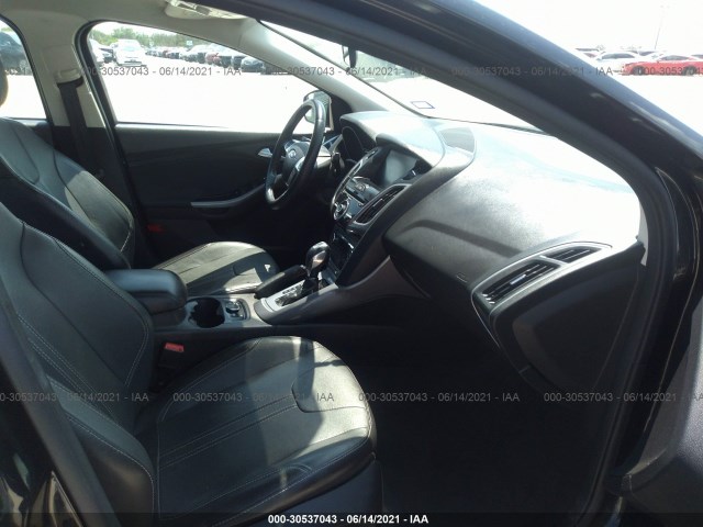 Photo 4 VIN: 1FADP3J26EL229390 - FORD FOCUS 