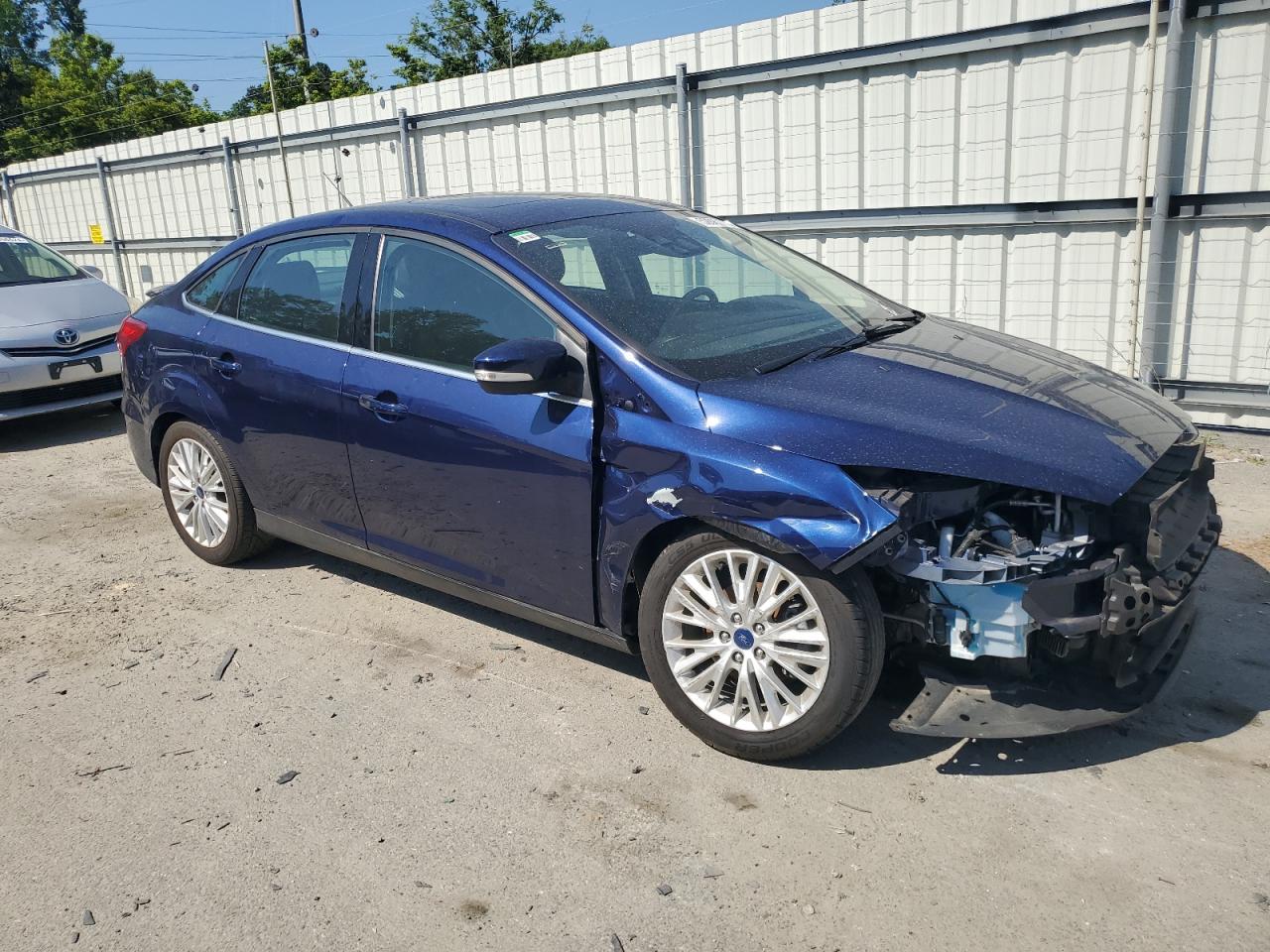 Photo 3 VIN: 1FADP3J26HL250891 - FORD FOCUS TITA 