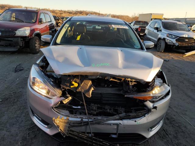 Photo 4 VIN: 1FADP3J26HL272759 - FORD FOCUS 