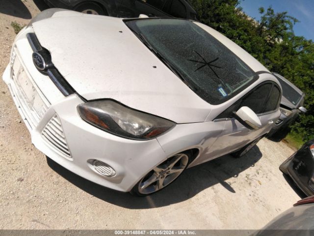 Photo 1 VIN: 1FADP3J27DL157887 - FORD FOCUS 