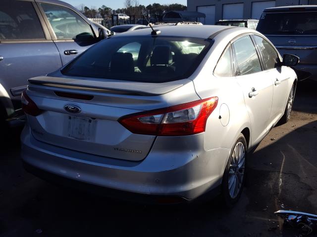 Photo 3 VIN: 1FADP3J27DL254782 - FORD FOCUS TITA 