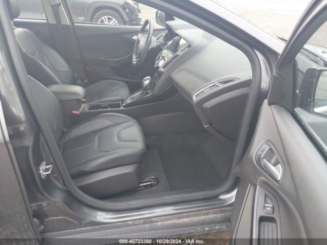 Photo 4 VIN: 1FADP3J27HL213882 - FORD FOCUS 